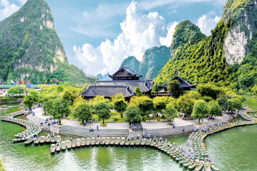 1 Day In Heaven Of Trang An – Mua Cave